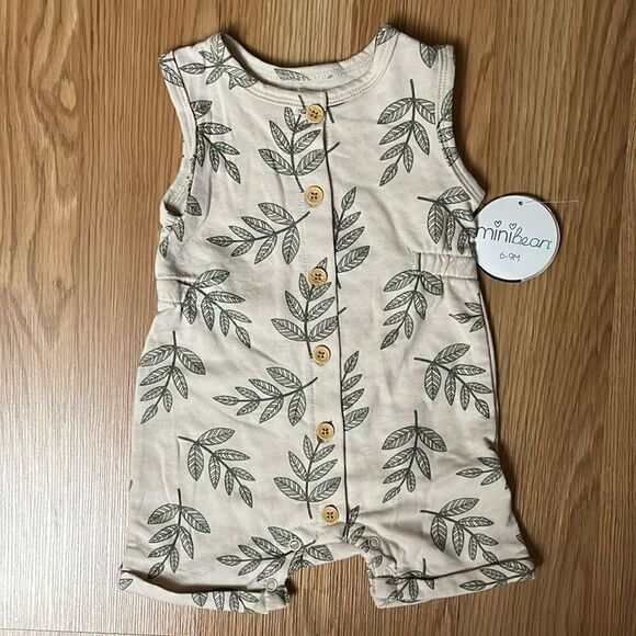 MiniBean  Size 6-9 months short romper - Picture 1 of 4